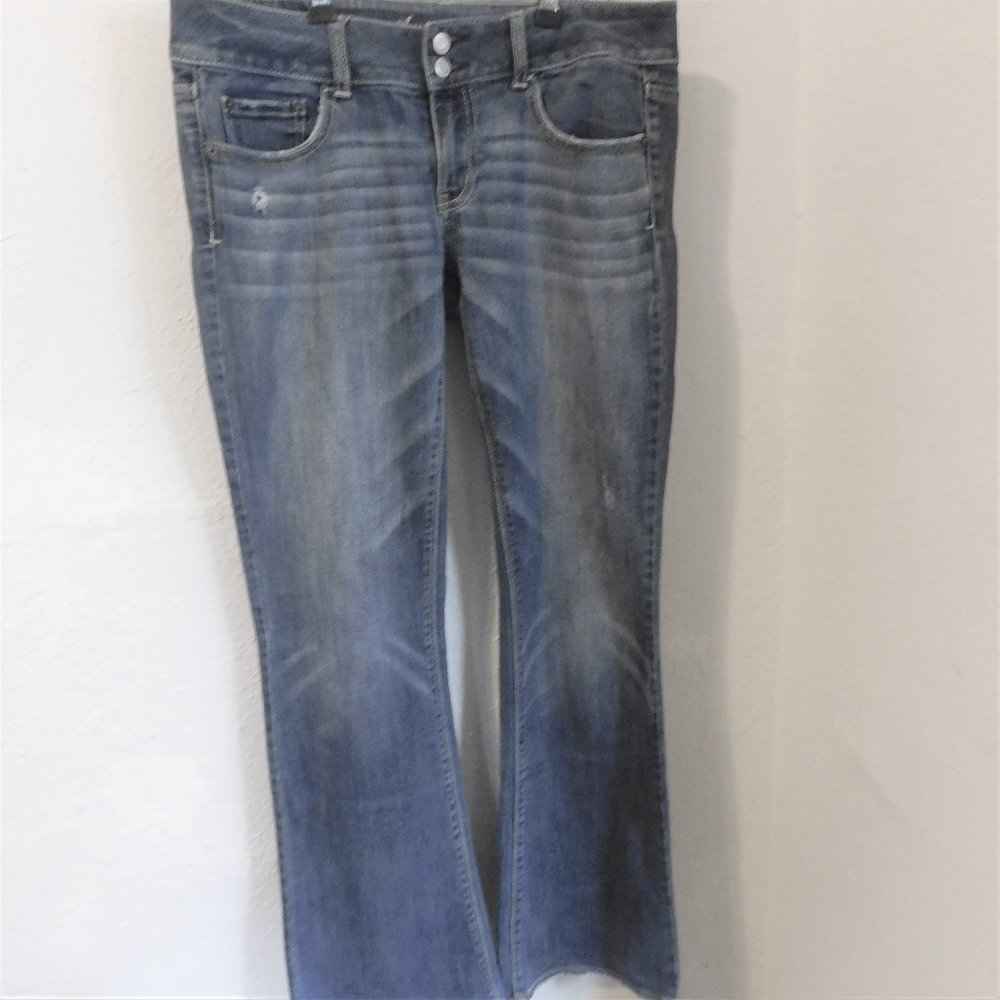 Size 8 American Eagle Jeans